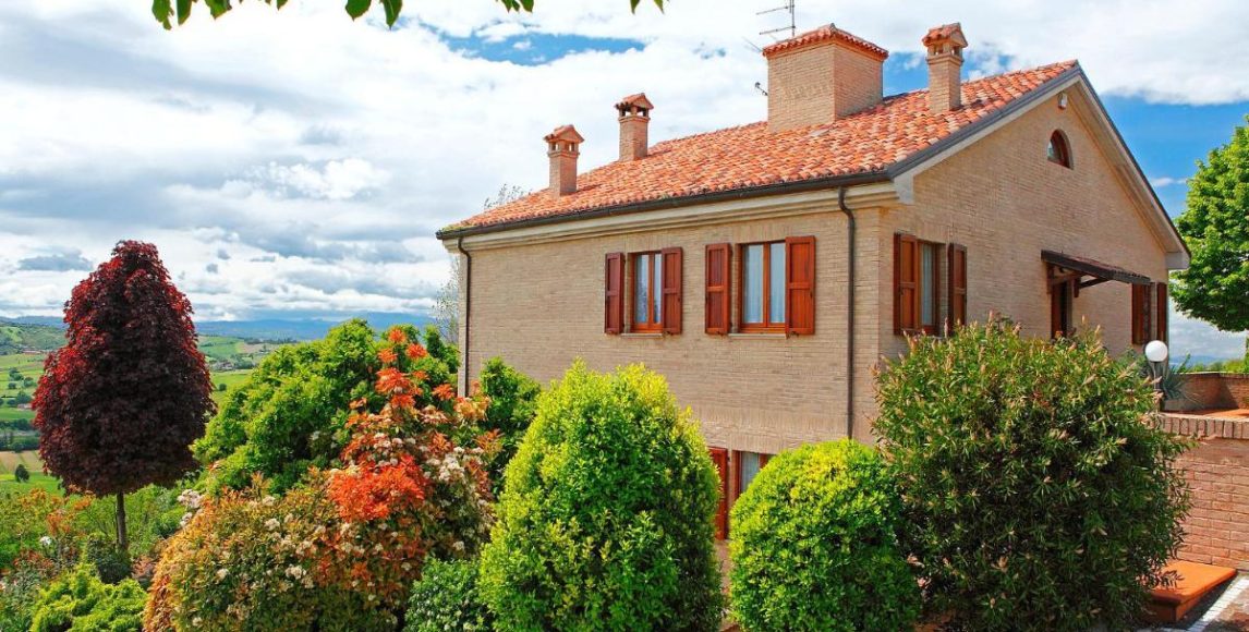Pôvabná vila s panoramatickým výhľadom, bazénom a wellness