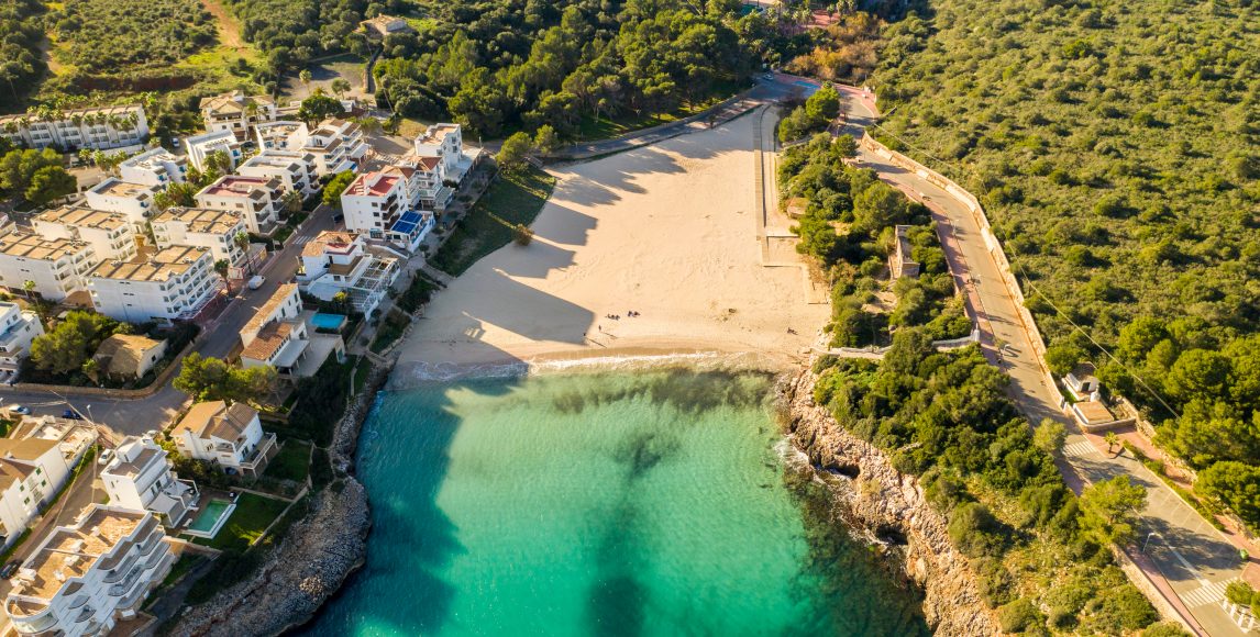 4* apartmány len 250 metrov od zlatistej pláže Cala Marçal na Malorke