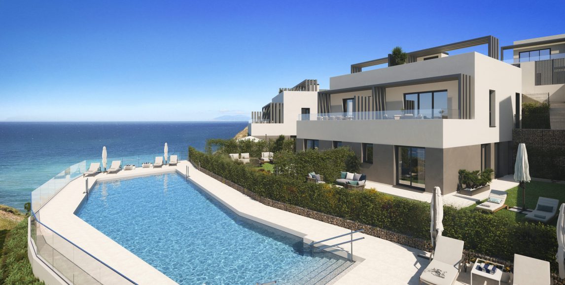 Nové vily na Costa del Sol len 100 metrov od pláže