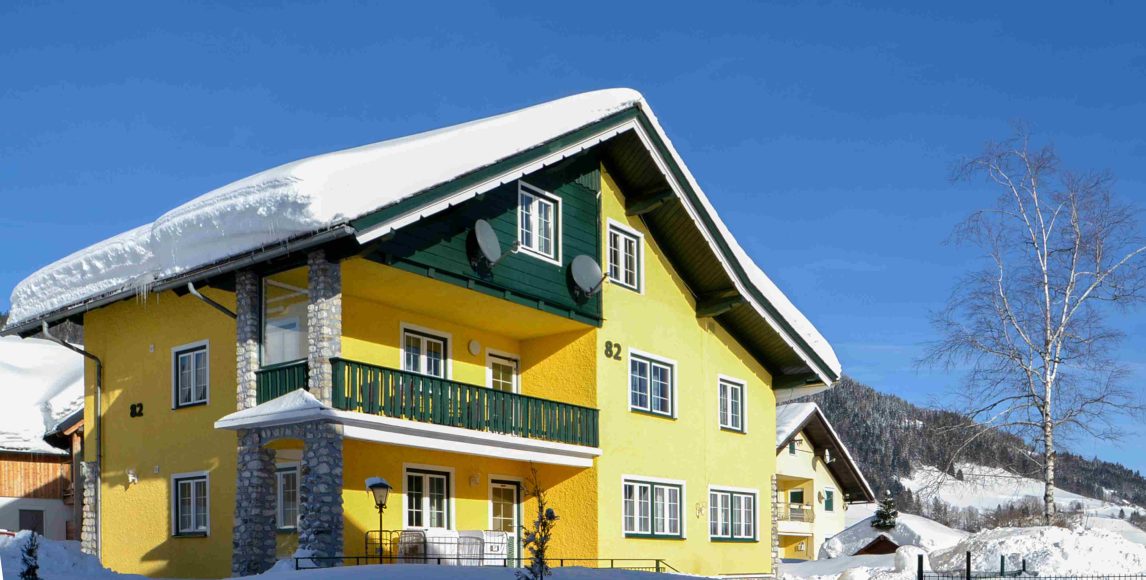 Zavedený horský penzión s výhľadom na Grimming a celoročnou prevádzkou